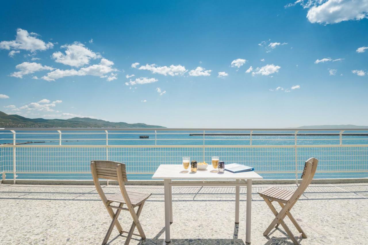 Seafront Penthouse Leo Kalamata Exterior foto